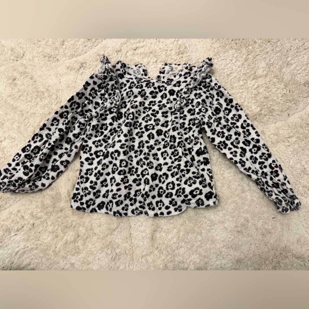 Tucker + Tate Black and White Ruffled Blouse